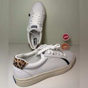 New - Keds - Size 7 or 7.5 - Women's Pursuit Leather Lace Up White Sneakers